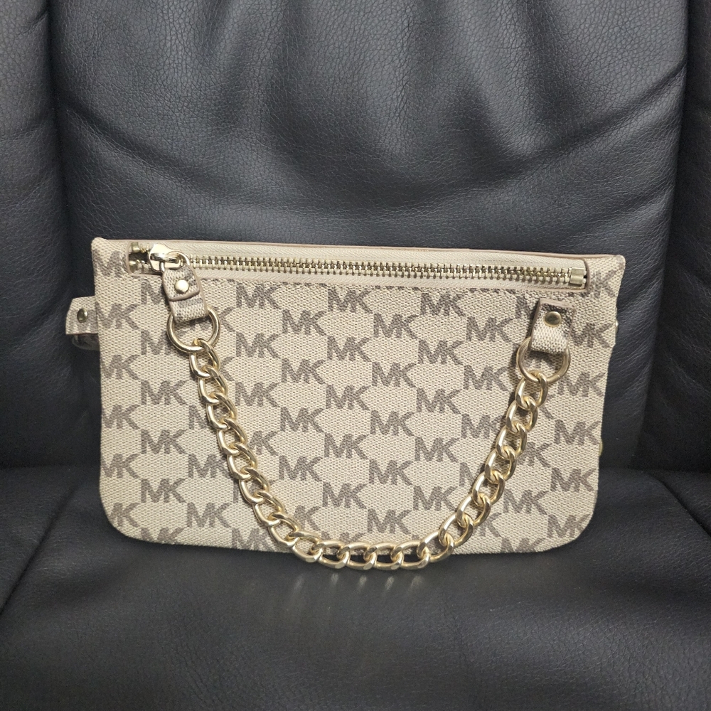 Michael Kors Tan and Gold Women's belt bag size M